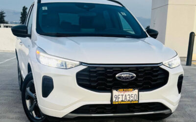2023 ford escape st line awd 4dr suv 1